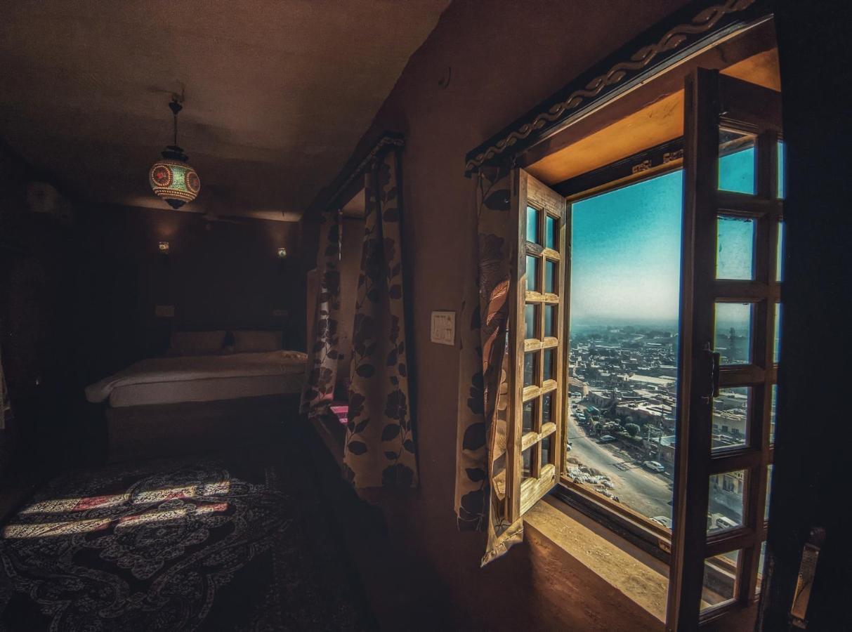 Mud Mirror Guesthouse Jaisalmer Εξωτερικό φωτογραφία