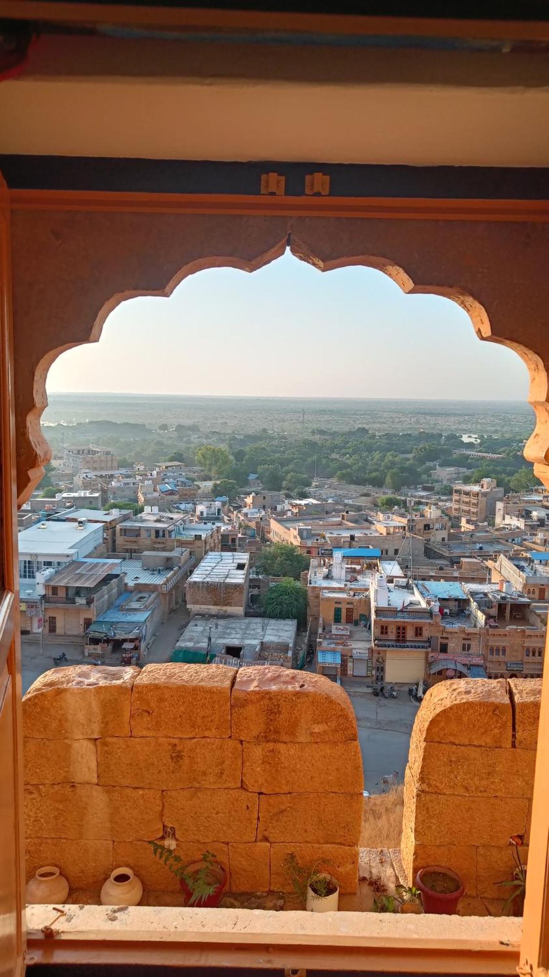 Mud Mirror Guesthouse Jaisalmer Εξωτερικό φωτογραφία