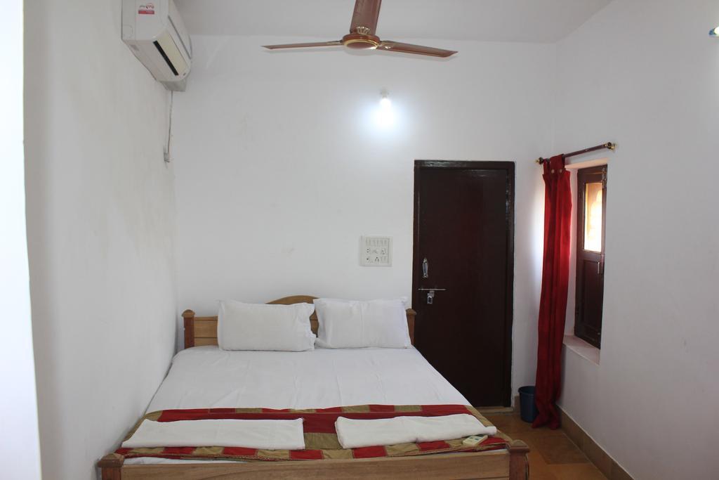 Mud Mirror Guesthouse Jaisalmer Εξωτερικό φωτογραφία