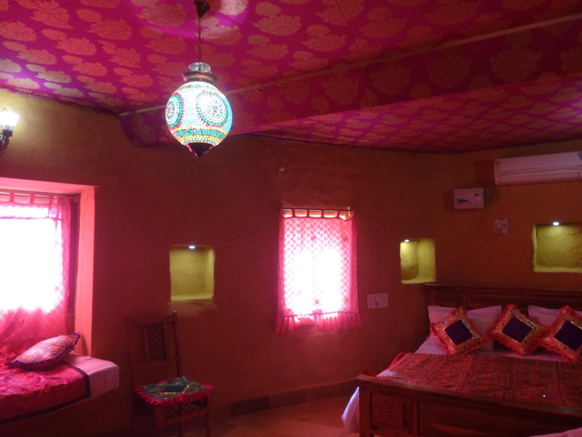 Mud Mirror Guesthouse Jaisalmer Εξωτερικό φωτογραφία
