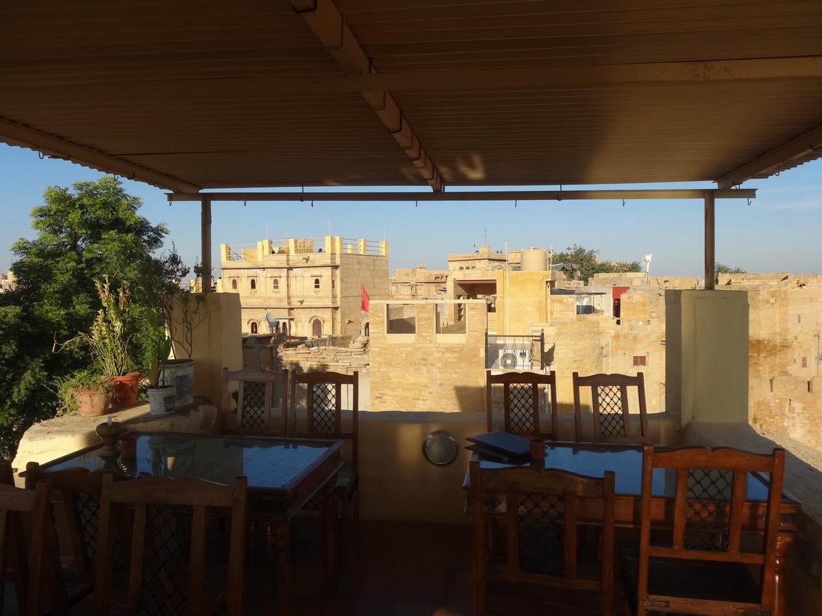 Mud Mirror Guesthouse Jaisalmer Εξωτερικό φωτογραφία